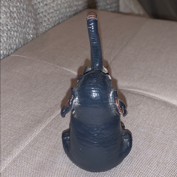 Elephant ring holder! - Picture 3 of 3